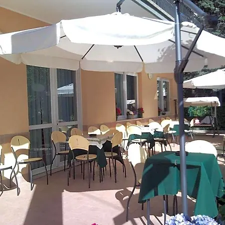 Trinidad Отель 3*