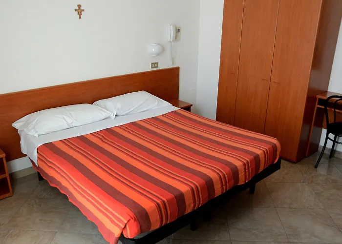 Trinidad Hotell Rimini